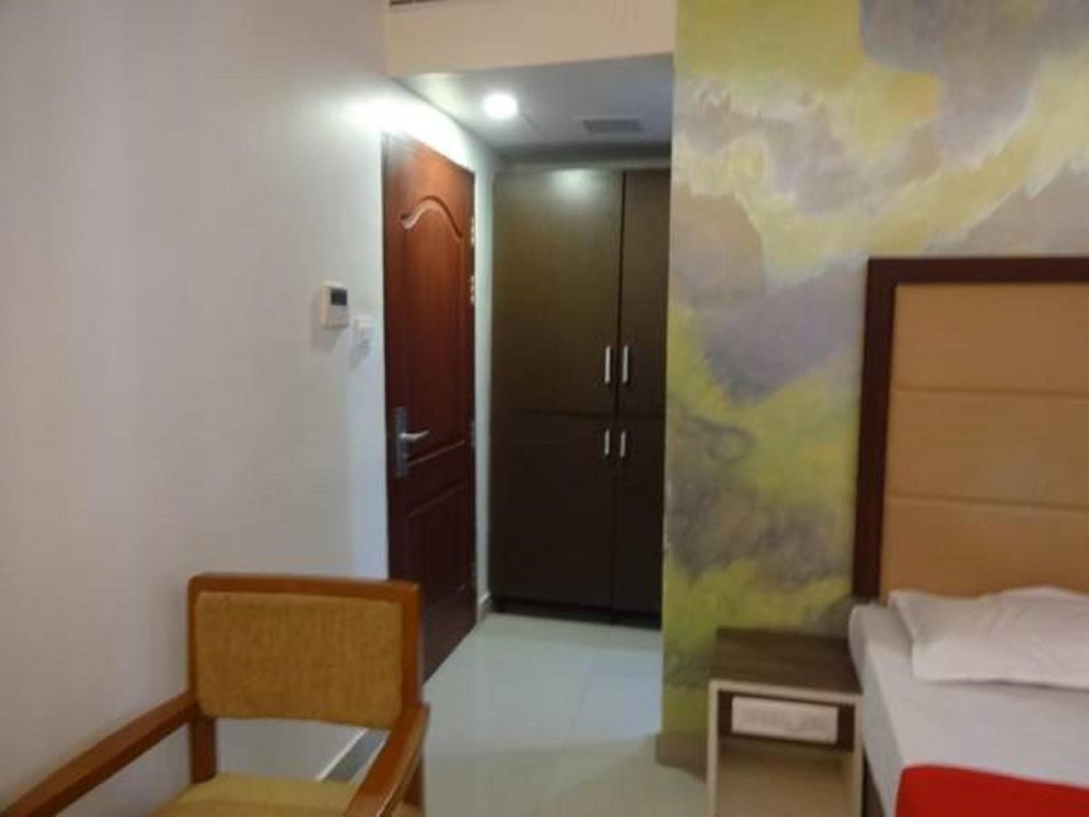 Hotel Templecity Dreamz Inn มทุราย ภายนอก รูปภาพ