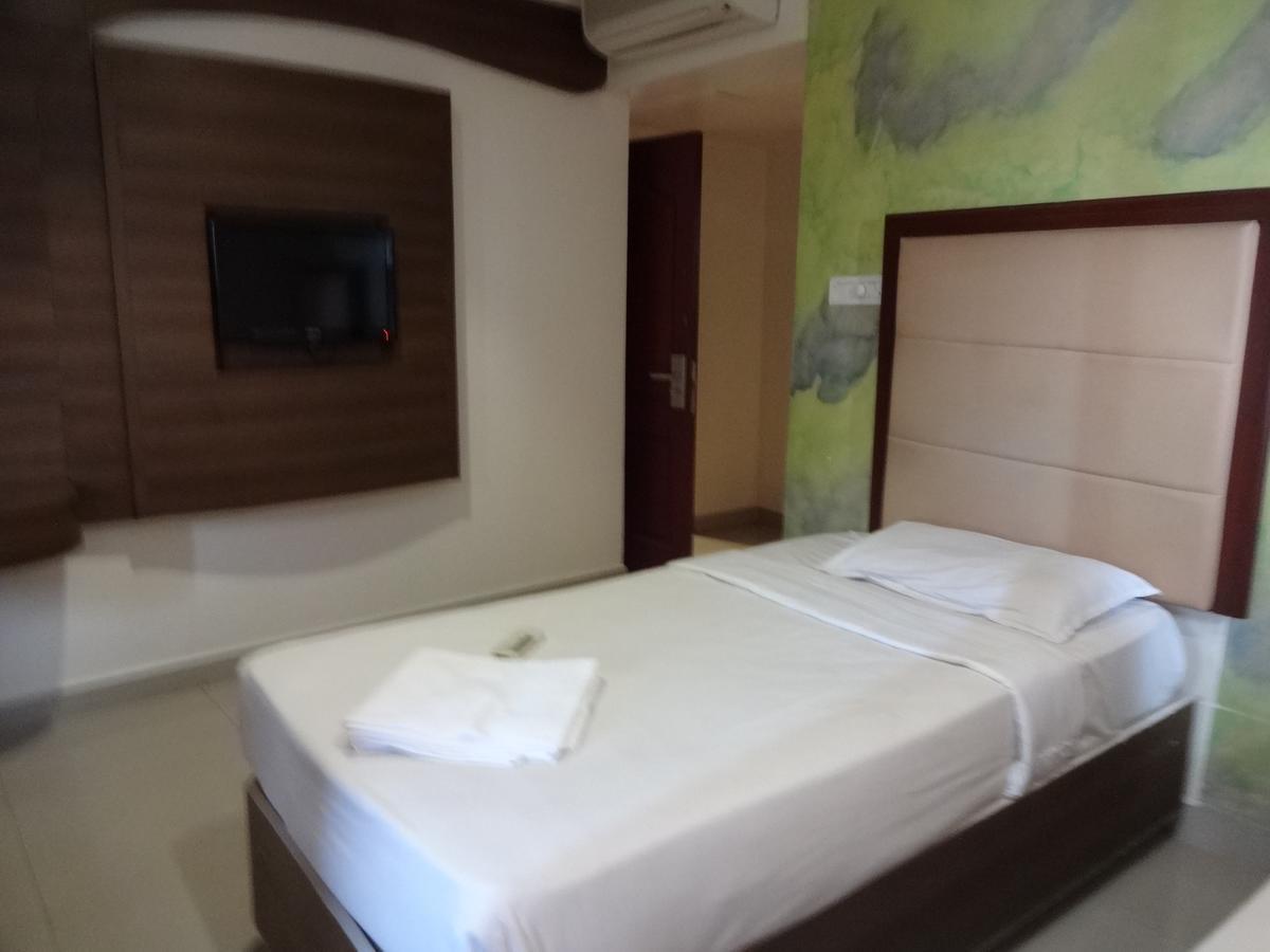 Hotel Templecity Dreamz Inn มทุราย ภายนอก รูปภาพ